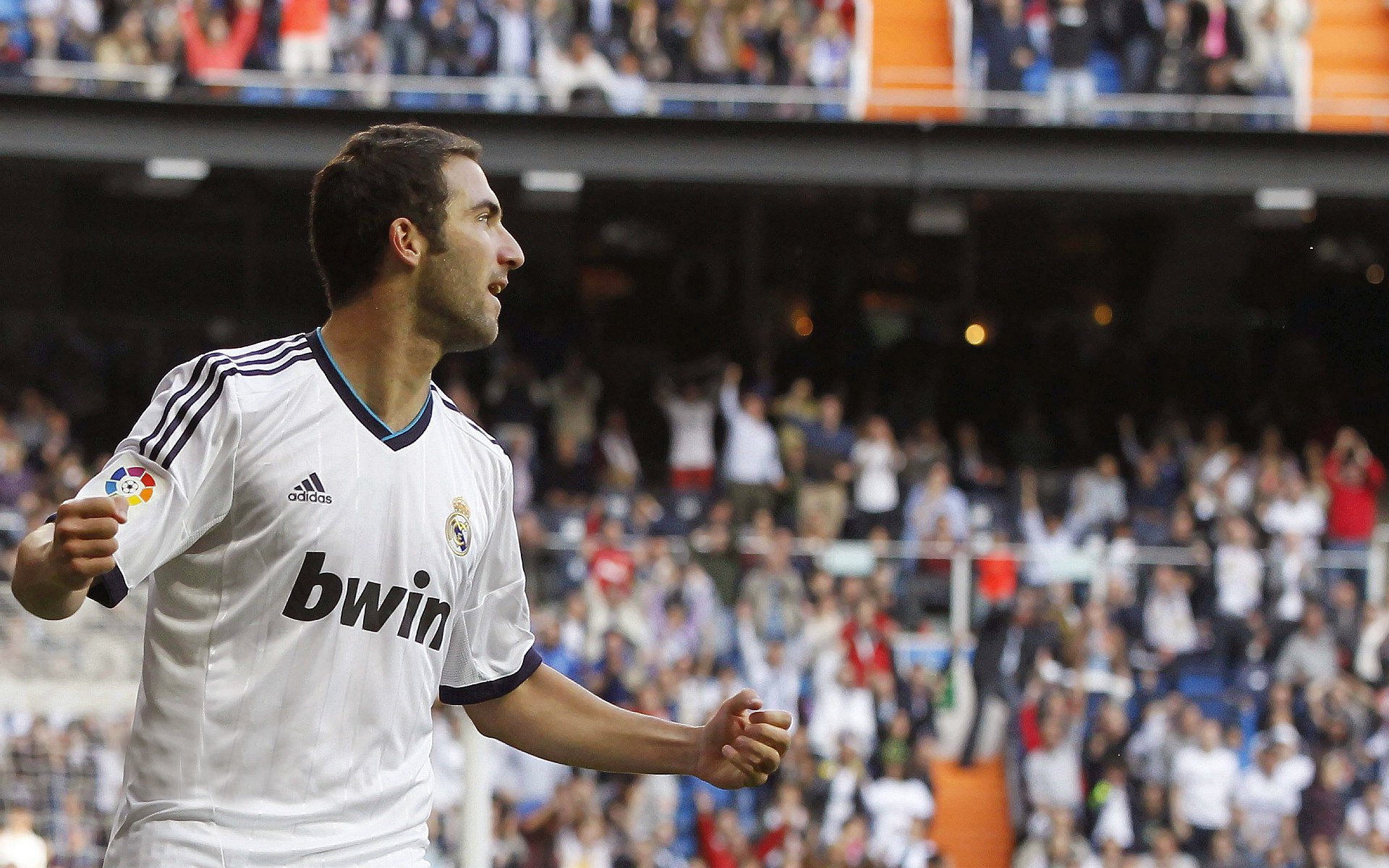 赛前速览：德甲抢七大战AC米兰对阵北京国安，三大看点值得期待